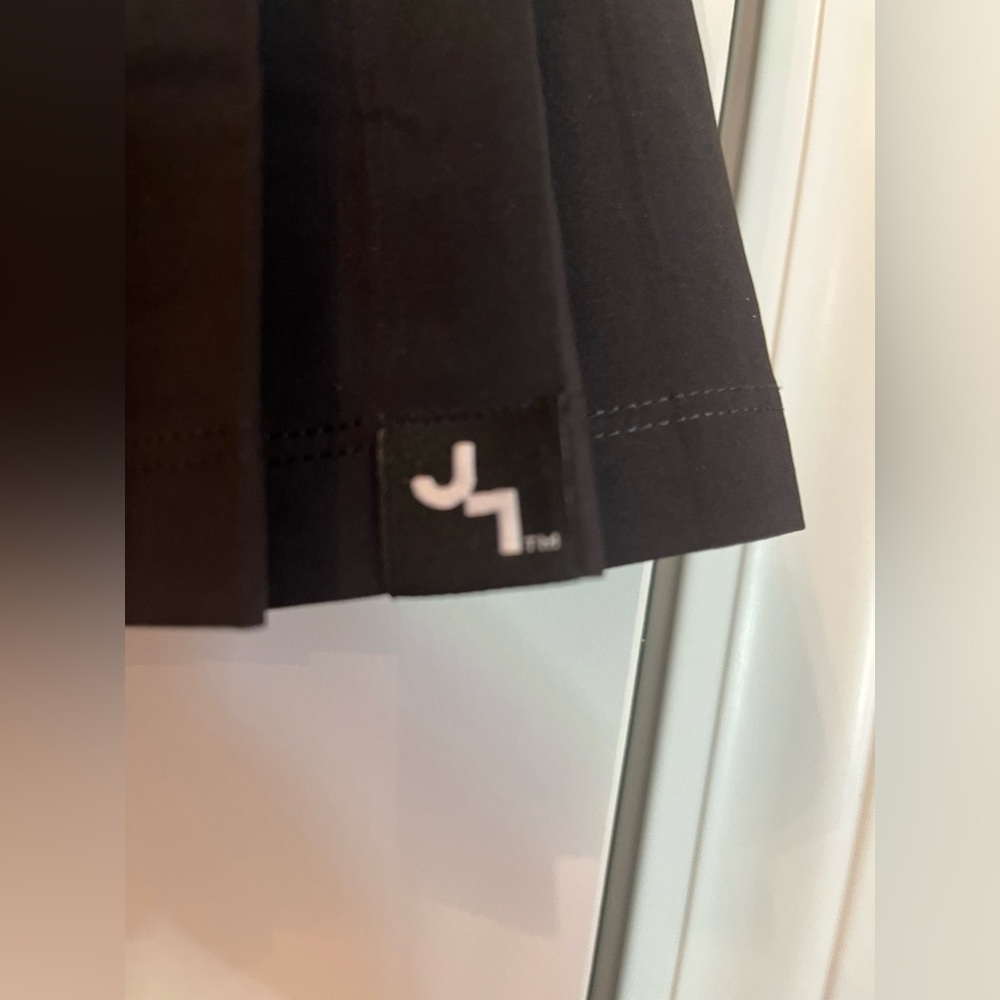 JoyLab Hi waisted pickleball skort.  Pockets in shorts- skirt w/ Pleats - Picture 2 of 7